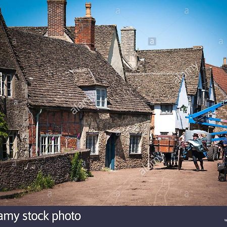 The Nest At Bramble Cottage Lacock Exterior foto